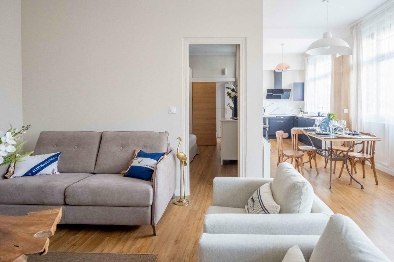 Elegant Appartement En Plein Coeur De Cabourg - Les Locations De Proust מראה חיצוני תמונה